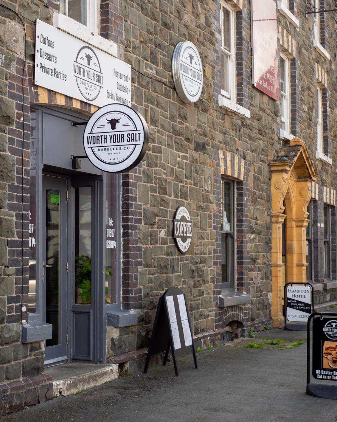 Hampton Hotel & Restaurant Llandrindod Wells Exterior foto